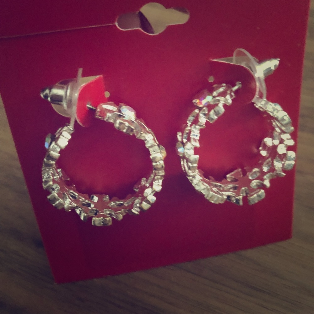 NWT Snowflake Hoop Earrings